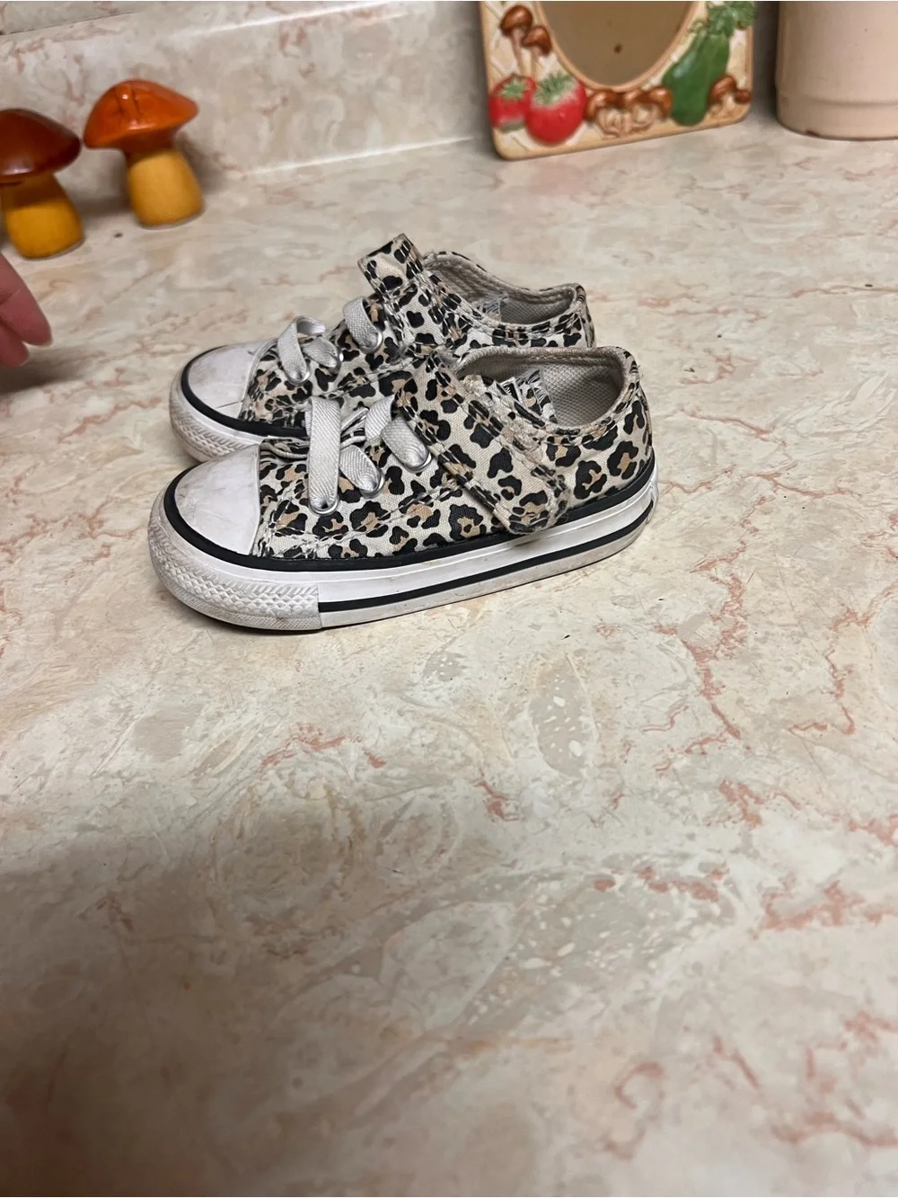 Converse Kids Leopard-Print Low-Top Sneakers - White/Black/Tan